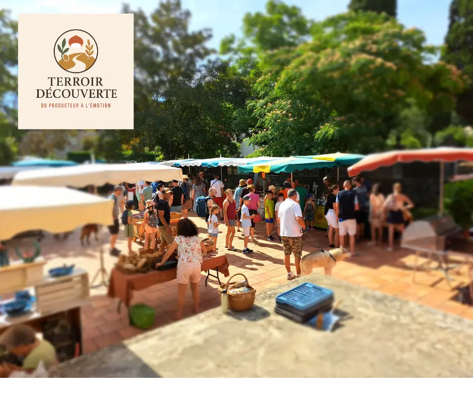 Terroir Découverte - Photo d&#39;un marché des producteurs locaux